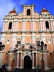 Римско-католический иезуитский костёл св. Казимира (улица Диджёйи,34) с 1840 г. по 1915 г. был православным кафедральным собором св. Николая