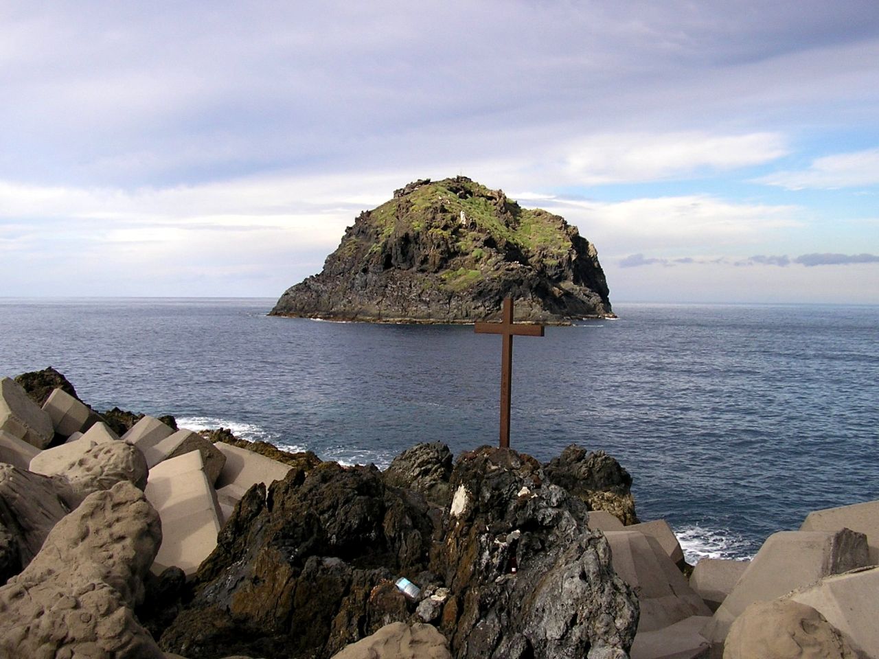 «Есть остров на том океане — пустынный и мрачный гранит». Остров Тенерифе, Испания