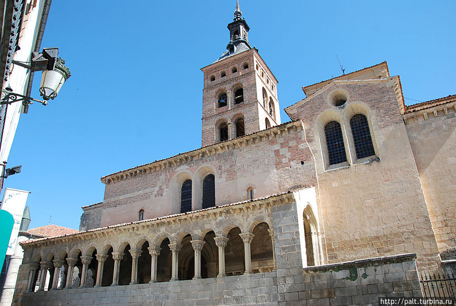 Романская церковь Сан-Мартин Сеговия, Испания