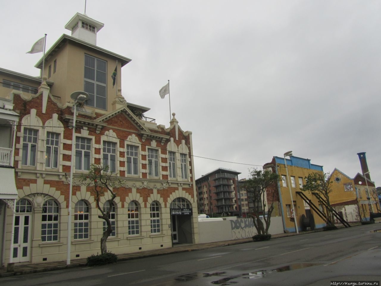 Отель Docklands Durban Waterfront Дурбан, ЮАР