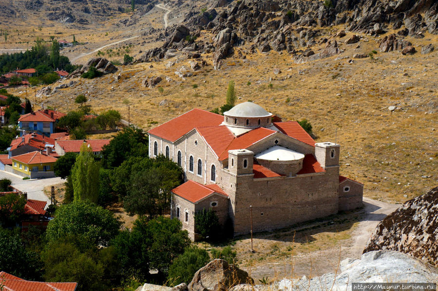 Армянская церковь Святой Троицы. Сиврисихар, Турция