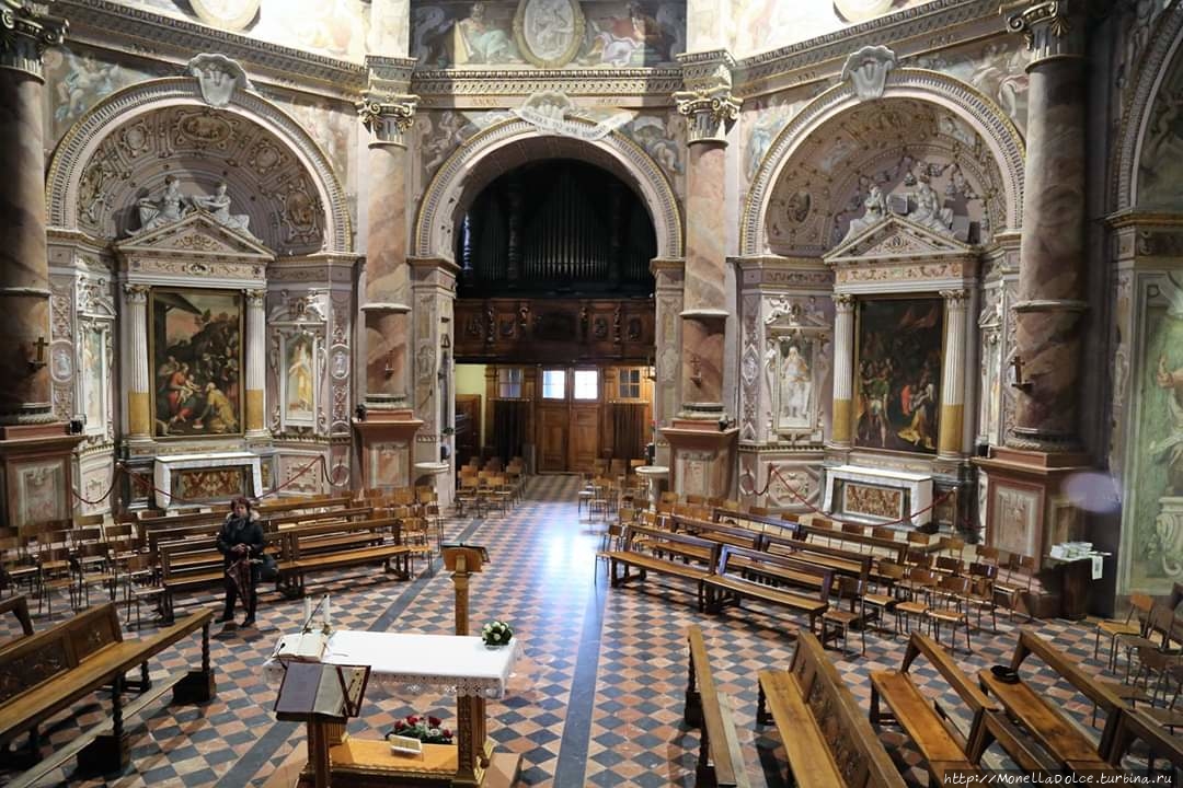 Сантуарио ди Санта Мариа дэлла Крочэ (Крема) Кремона, Италия