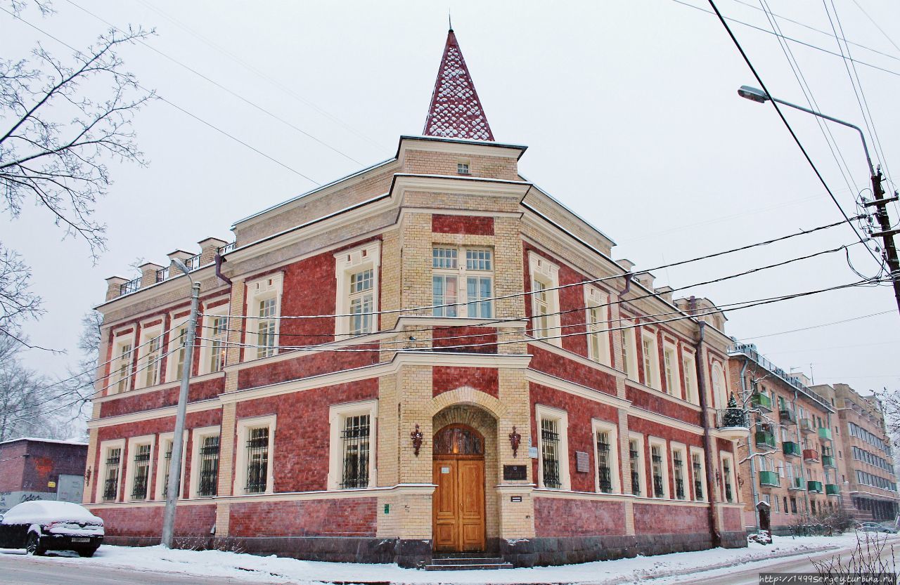Краеведческий музей города Ломоносова / Local history museum of Lomonosov city