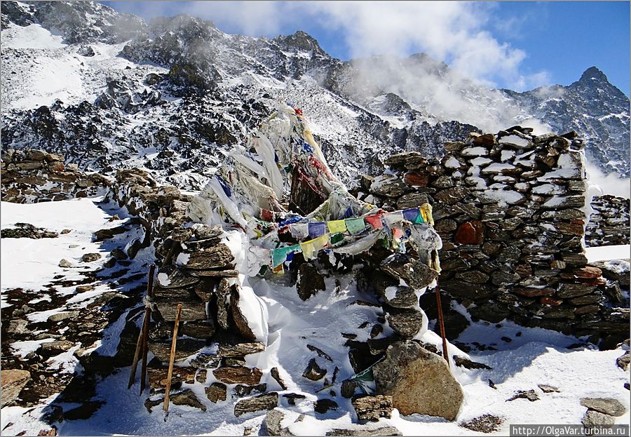 Вот и перевал Лауребина — 4610 метров Госайкунд, Непал