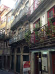 Улица в городе Порту.