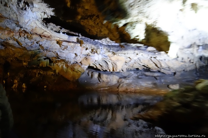 Пещеры Диру