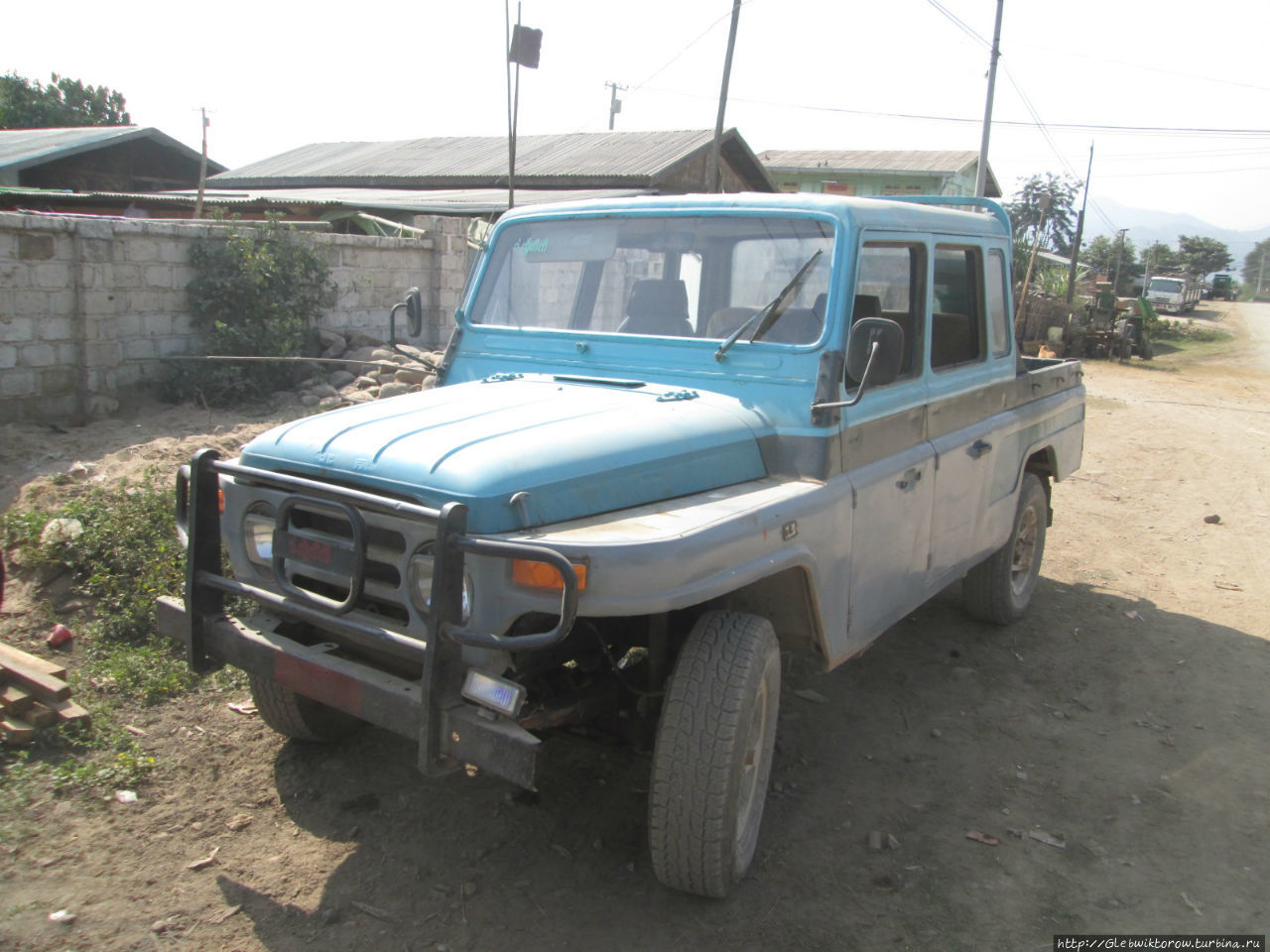 Пешком на городскую окраину Сипо, Мьянма