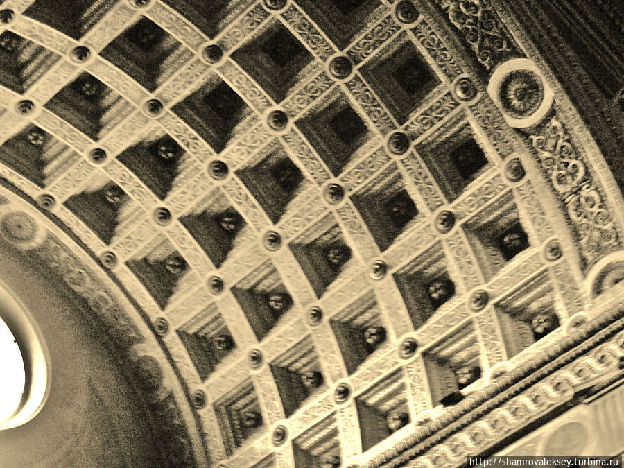 Мантуя. Триумфальная арка герцогов Гонзага Мантуя, Италия