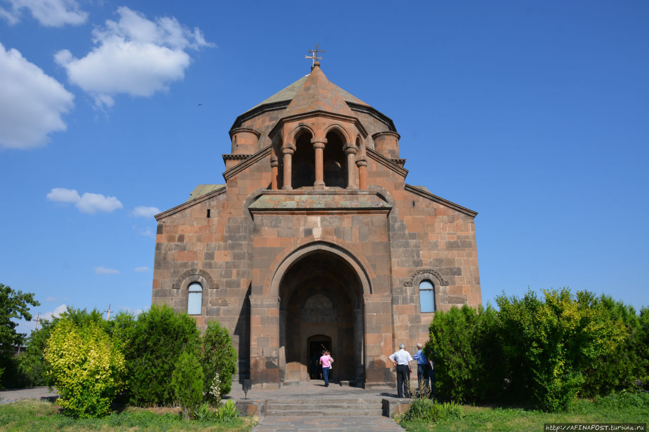 Храм Святой Рипсиме. Роковая дева Вагаршапат, Армения