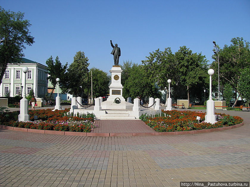 Памятники и скульптуры  Оренбурга Оренбург, Россия