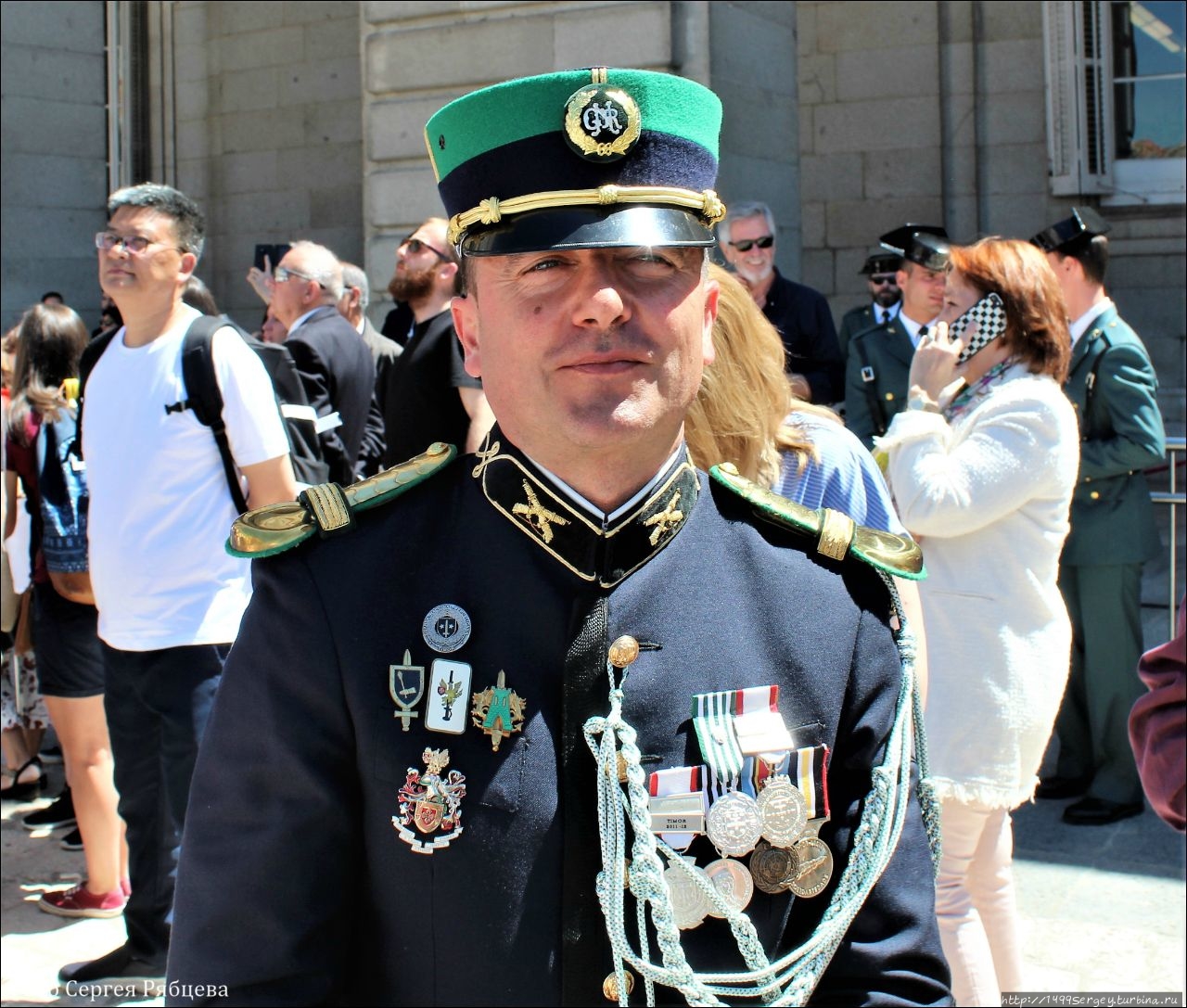 Настоящий полковник Мадрид, Испания