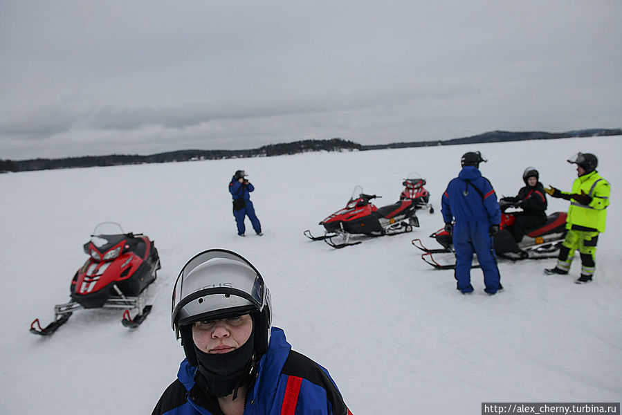 на льду озера Мессиля, Финляндия
