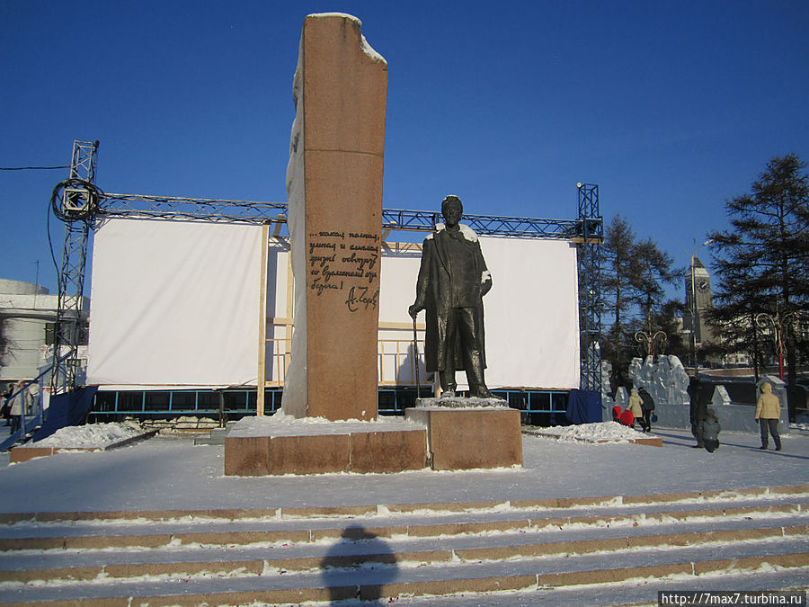 Памятник А.П.Чехову Красноярск, Россия
