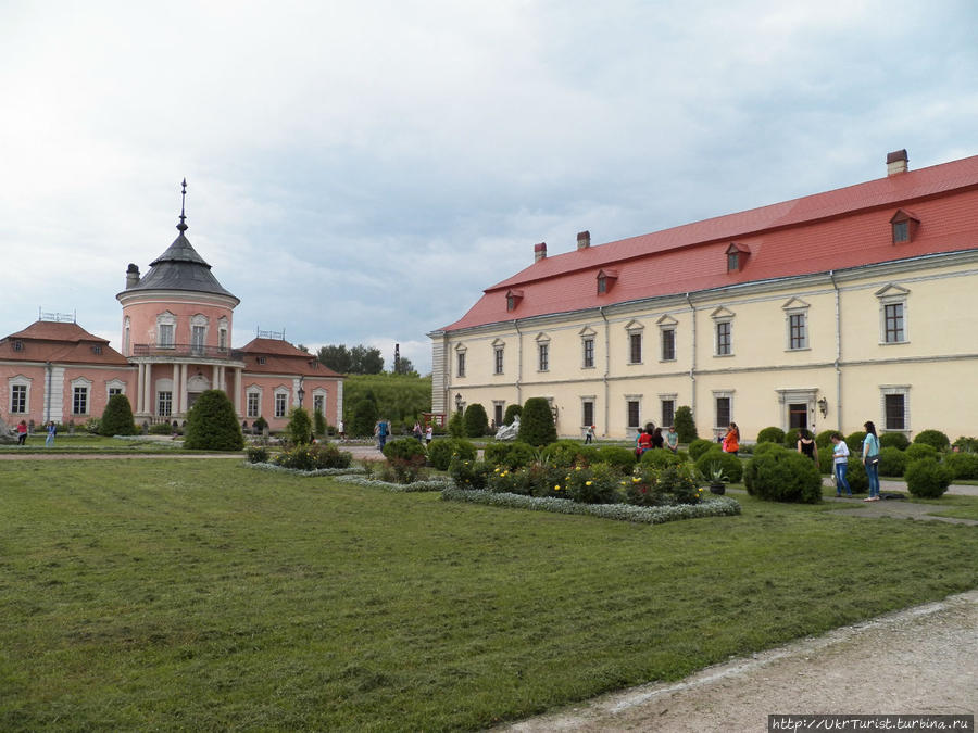 Замки Украины: Золочевский замок