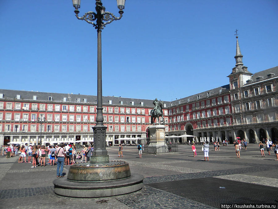 Площадь Майор и её 