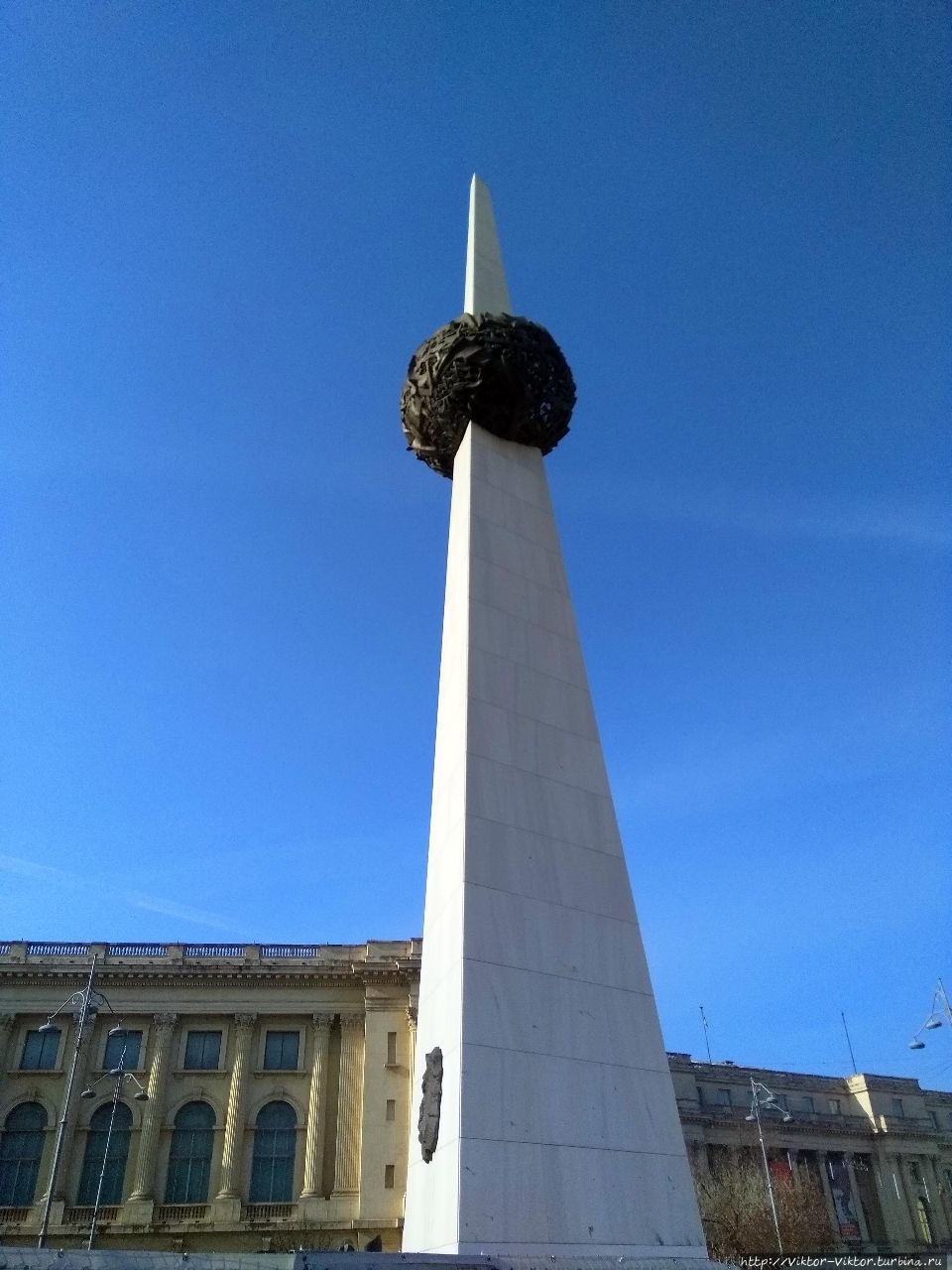 Мемориал Возрождения Бухарест, Румыния