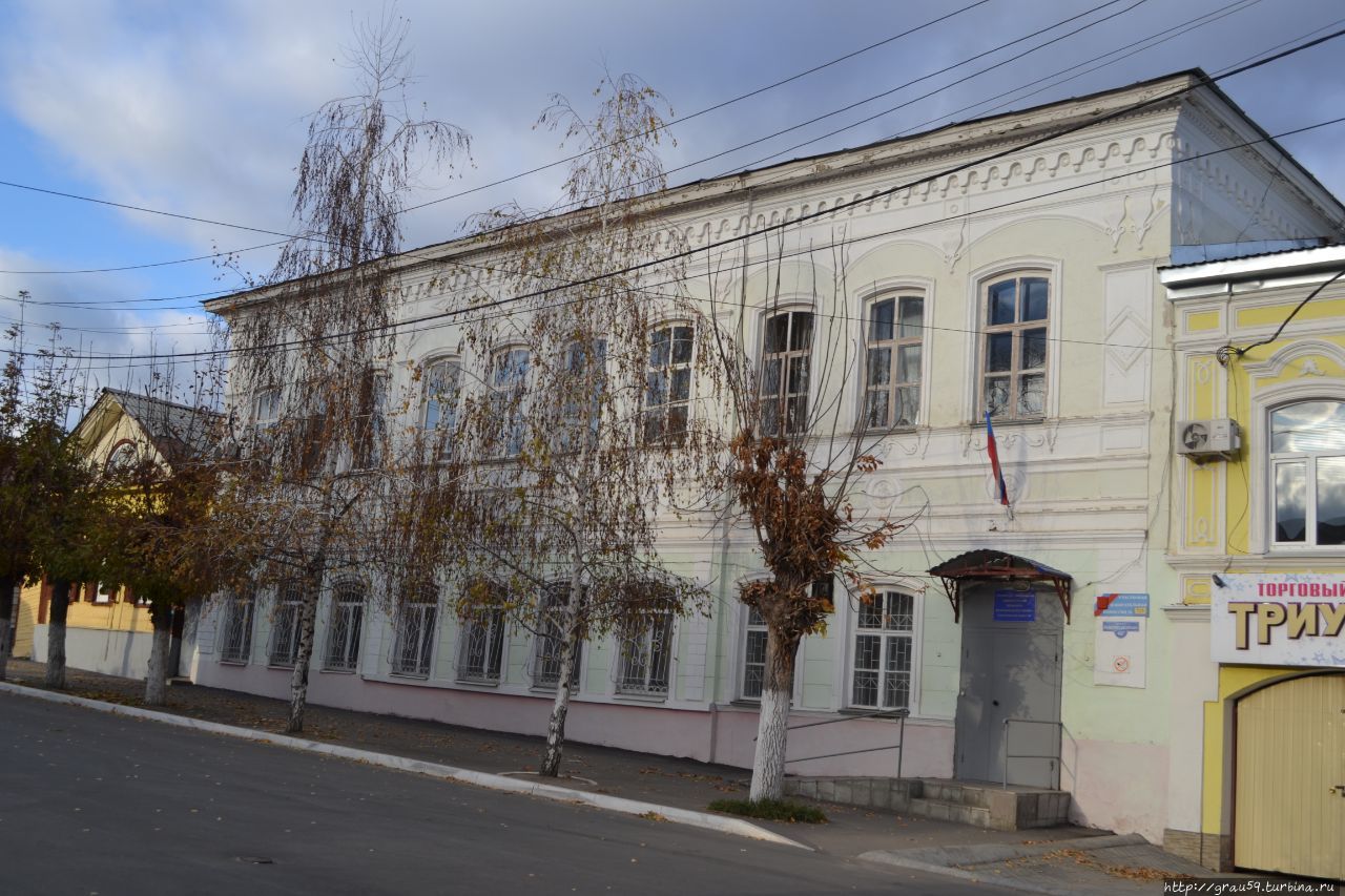 Бывшая учительская семинария / Former teacher's Seminary