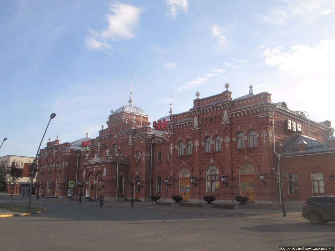 Прогулка около вокзала Казань, Россия