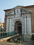 ворота San Paolo
