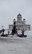памятник Александру Второму у Николаевского собора на Сенатской площади в Хельсинки
