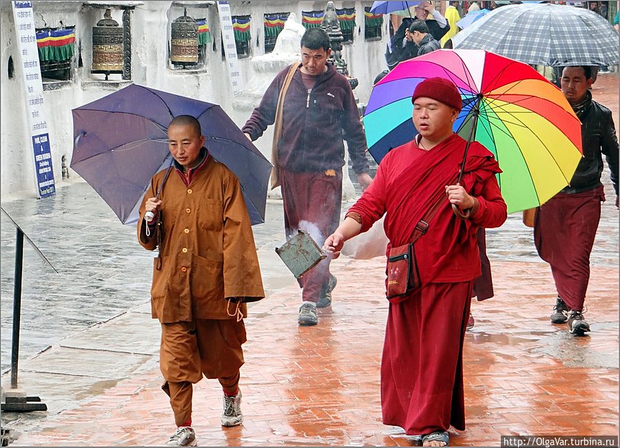Зонт цветом радуги Катманду, Непал