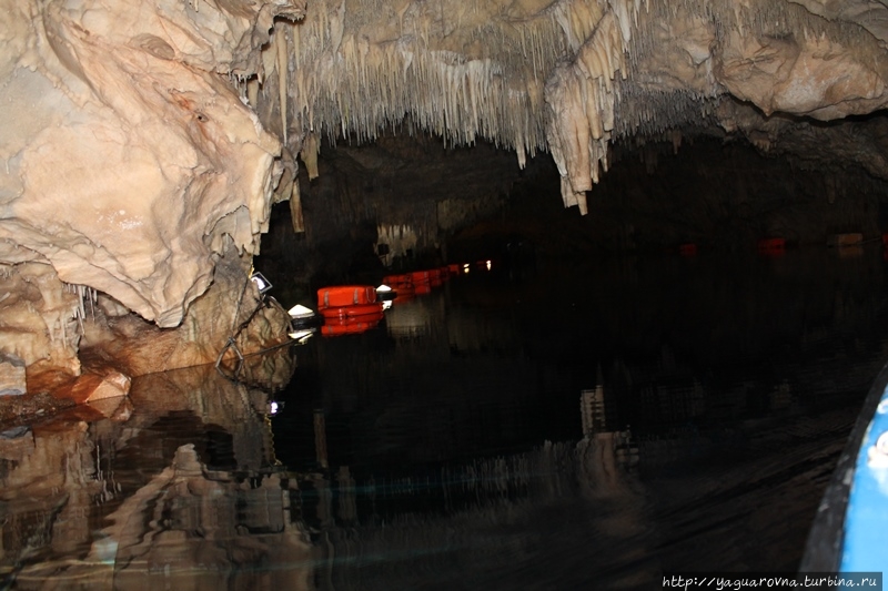 Пещеры Диру Дирос, Греция