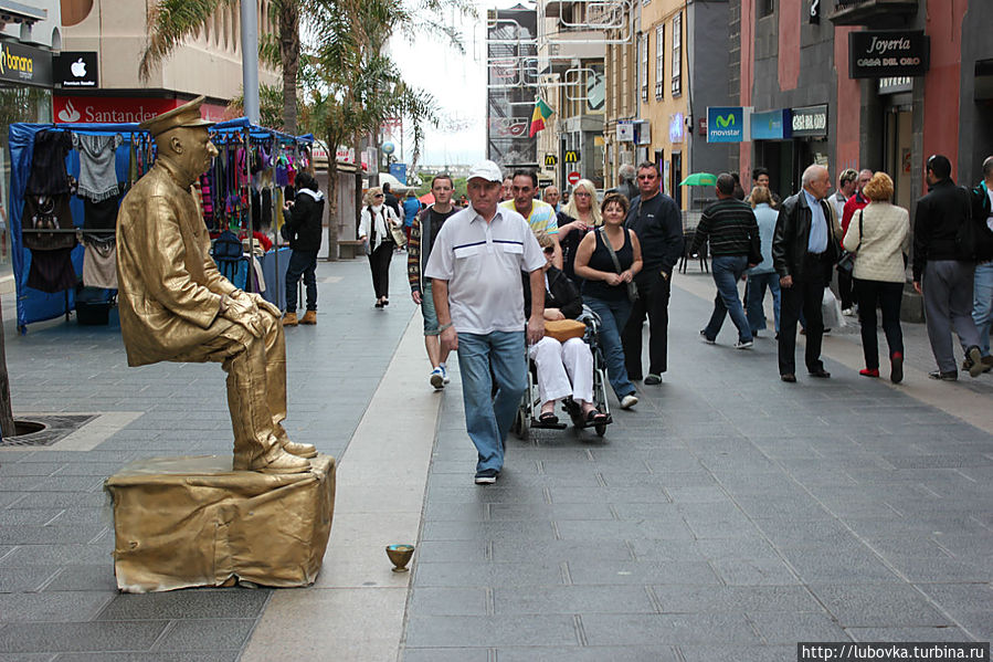 КАРНАВАЛ на улицах города.