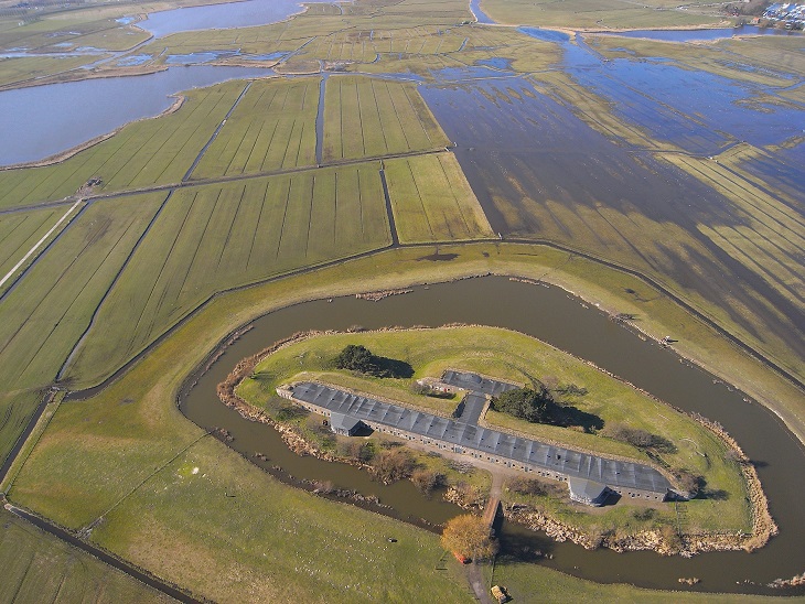 Форт Кромменьедийк / Fort at Krommeniedijk