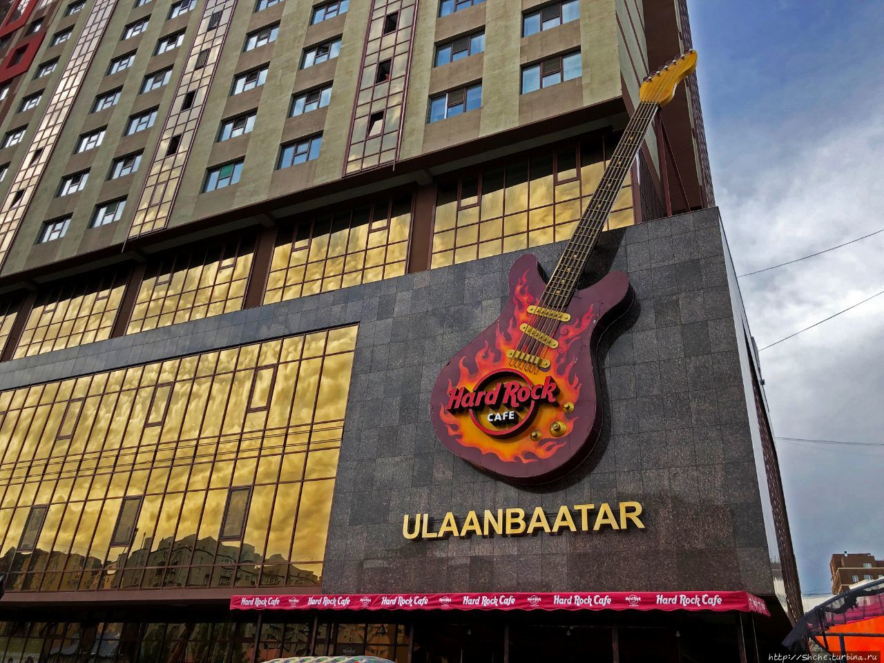 Хард Рок Кафе Улан-Батор / Hard Rock Cafe Ulaanbaatar