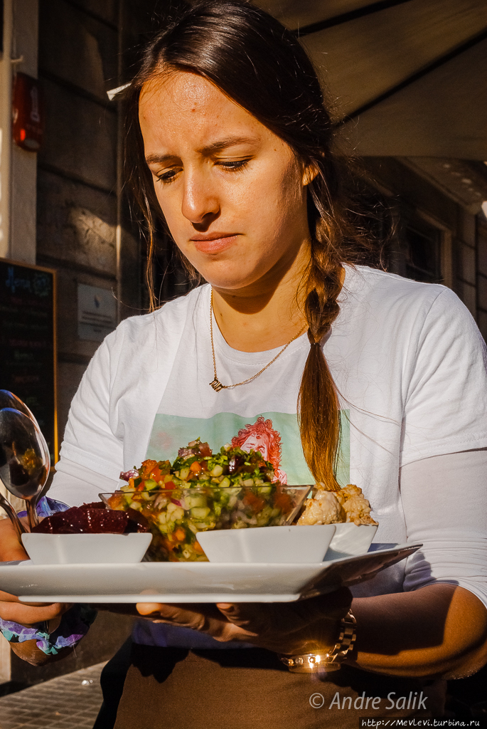 Hummus Barcelona Вегетарианский  рестороран Барселона, Испания