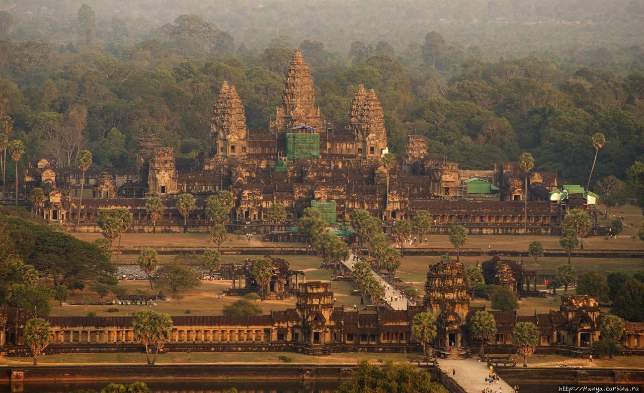 Фото из интернета Ангкор (столица государства кхмеров), Камбоджа