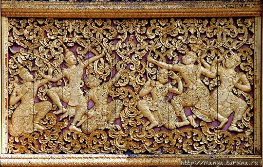 Королевский зал погребальных колесниц в Сиенгтхонге. Фото из интернета