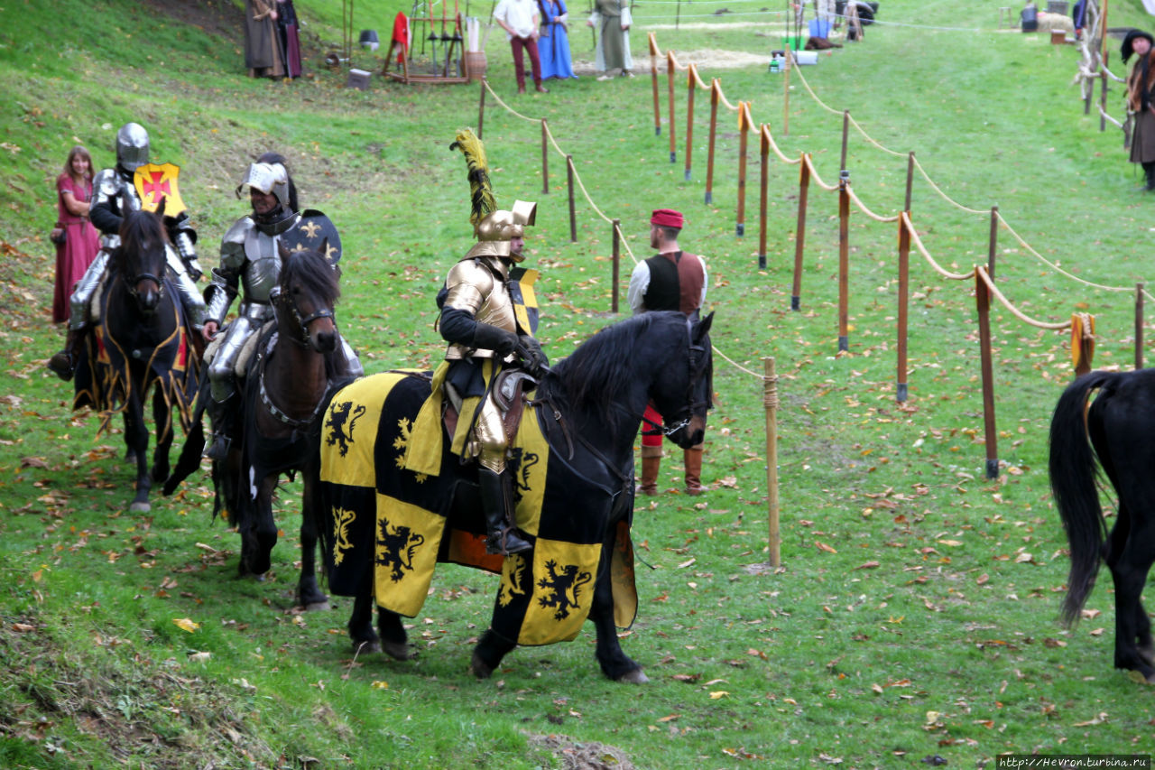 Средневековый турнир в замке Лувестейн Лувестейн (замок), Нидерланды