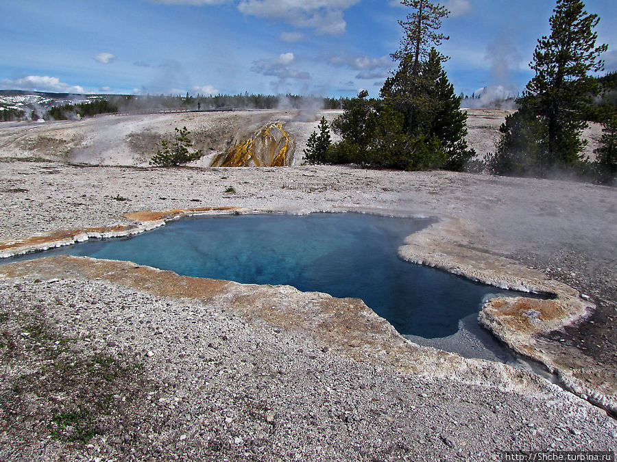 От гейзера к гейзеру. Возвращение на Geyser Hill Йеллоустоун Национальный Парк, CША