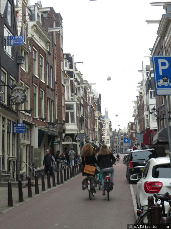 Настоящее время в Амстердаме Амстердам, Нидерланды