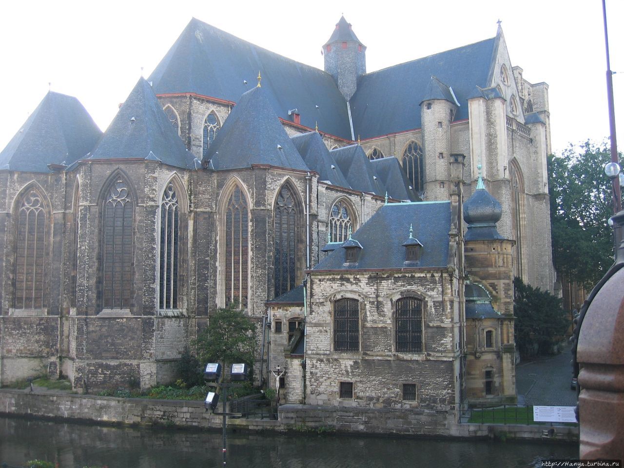 Церковь Архангела Михаила в Генте Гент, Бельгия
