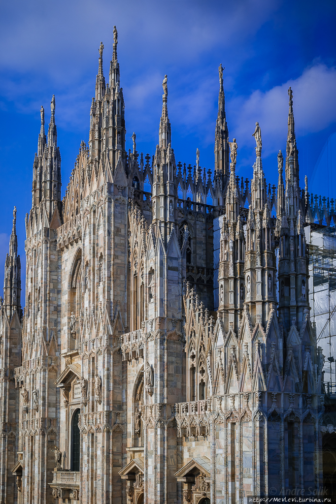 Поход в Музей современного искусства Милан, Италия