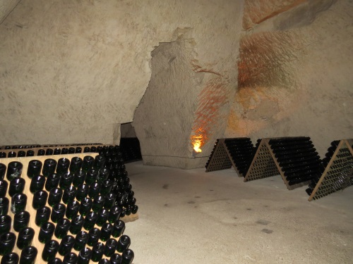 Погреба шампанского Марей-сюр-Ай — подземная часть / Cave de Mareuil-sur- d’Aÿ underground