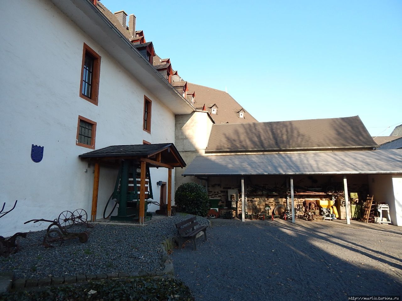 Одна деревня, два рыцаря, танцующий дракон и четыре замка... Коберн-Гондорф, Германия