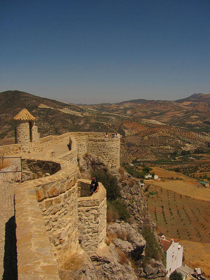 Ольвера — крепость на границе Ольвера, Испания