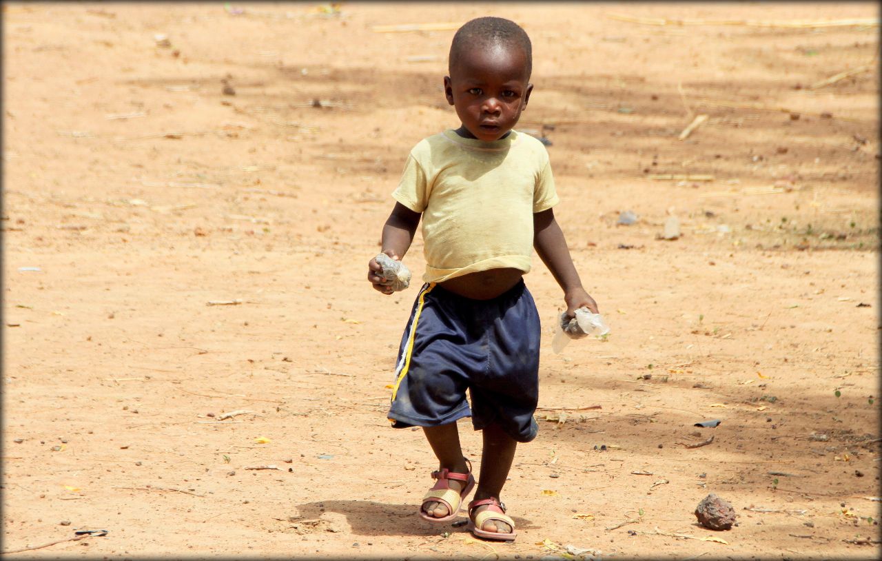 Дети и духи народа Бобо Сан, Мали