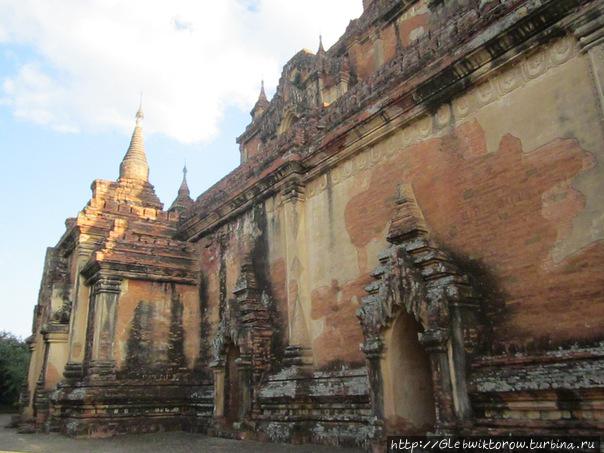 Прогулка около храма Суламани Баган, Мьянма
