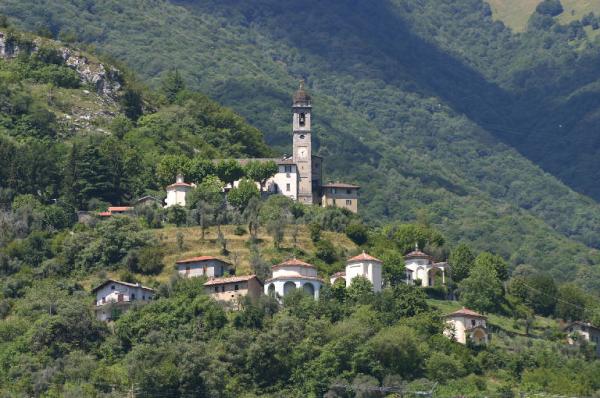 Святая гора ди-Оссуччо / Sacro Monte di Ossuccio