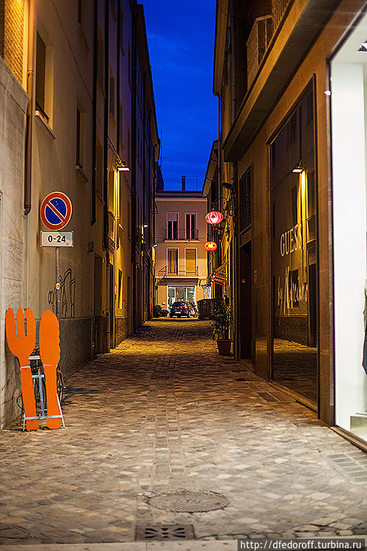 Прогулка по Римини, Италия Римини, Италия