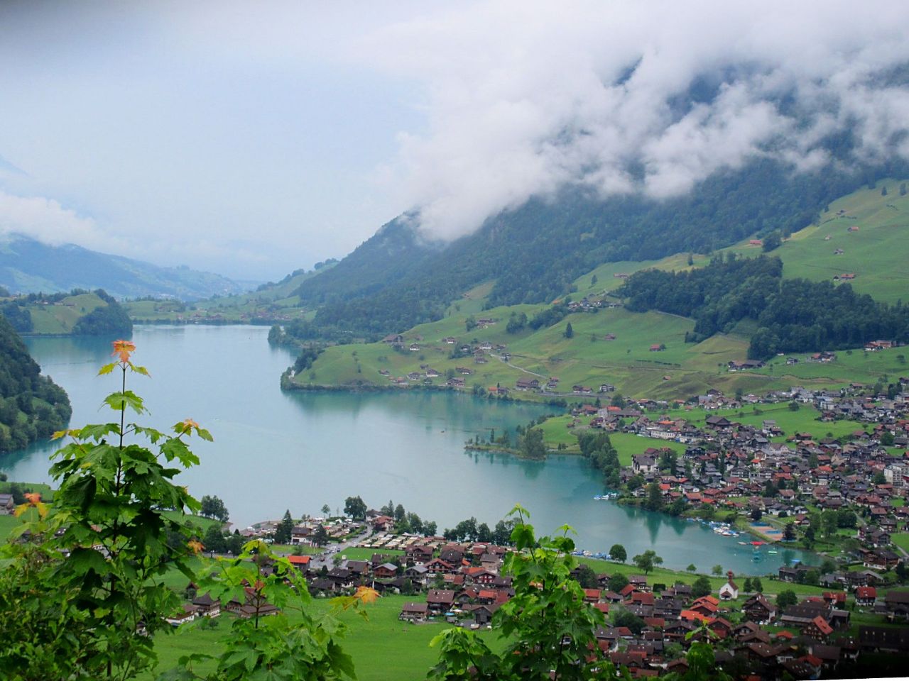 Switzerland time. Время в Швейцарии.