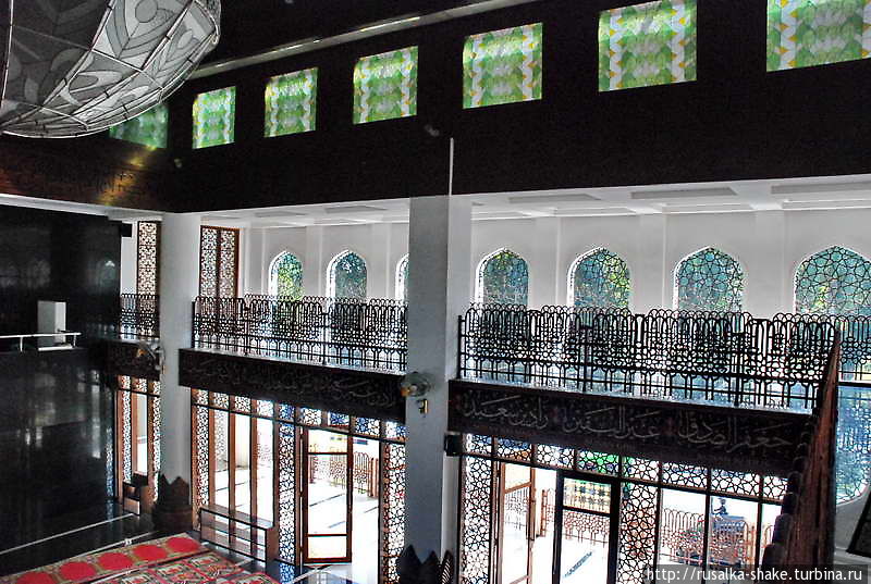 Мечеть Муттакуун Джокьякарта, Индонезия