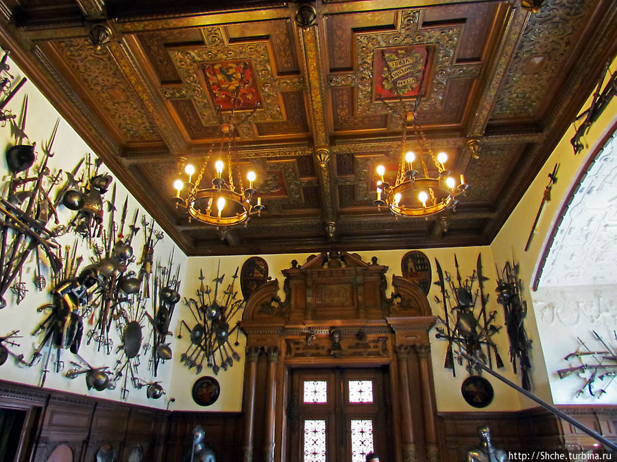 Оружейная комната дворца Пелеш Синая, Румыния