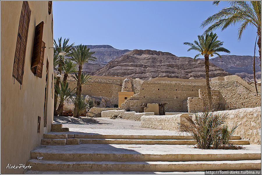 На Задворках Вселенной ч2 (Монастыри Египта) Египет