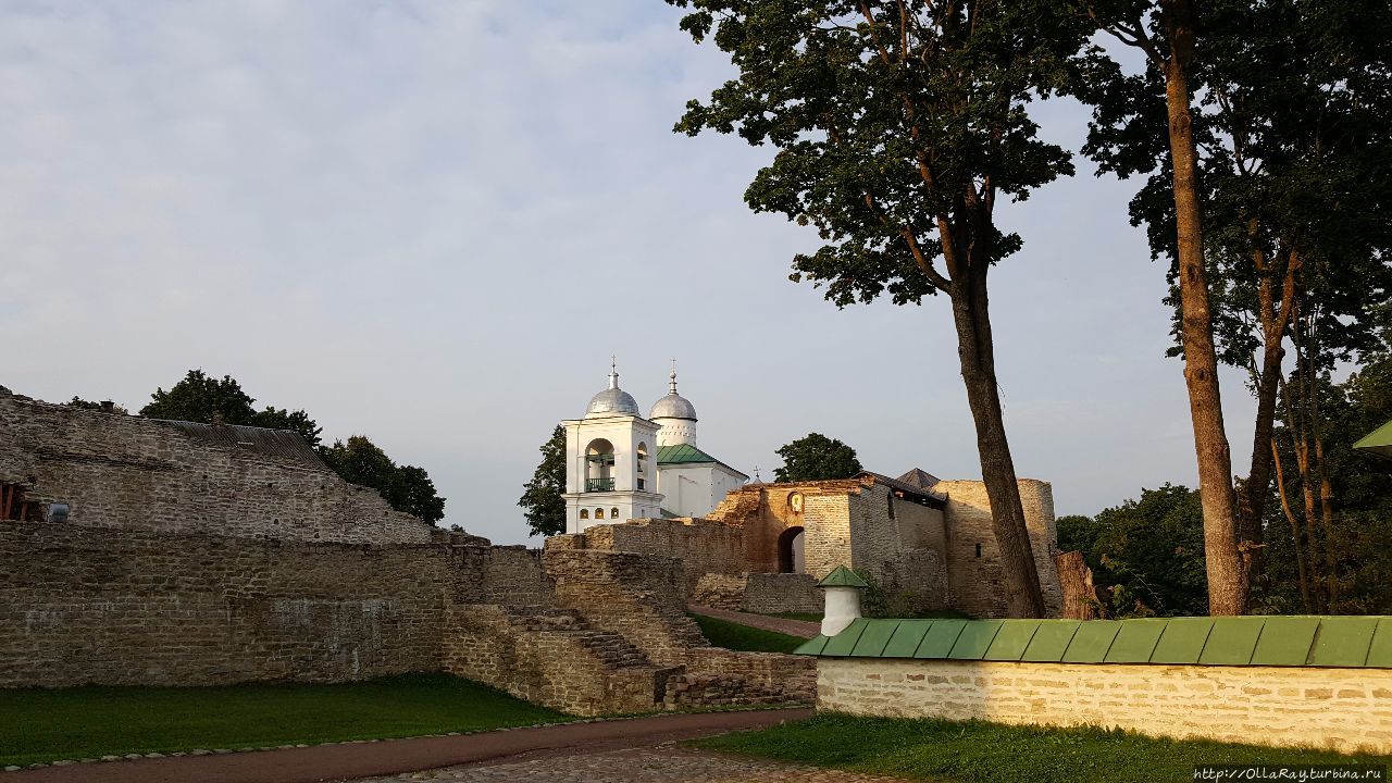 Изборск и Словенские ключи. Два часа на закате. Изборск, Россия