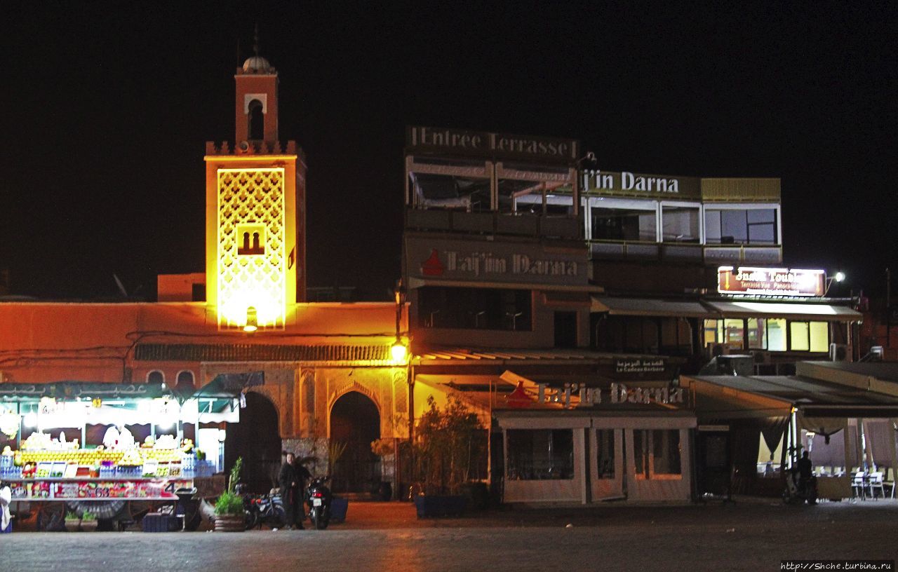 Площадь Джема-эль-Фна Марракеш, Марокко